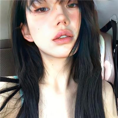 女大学生
